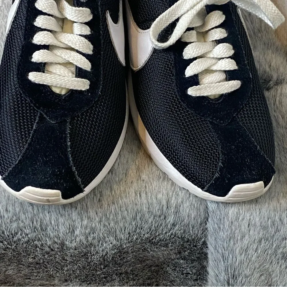 Nike Roshe LD-1000 Sneakers Size 7.5